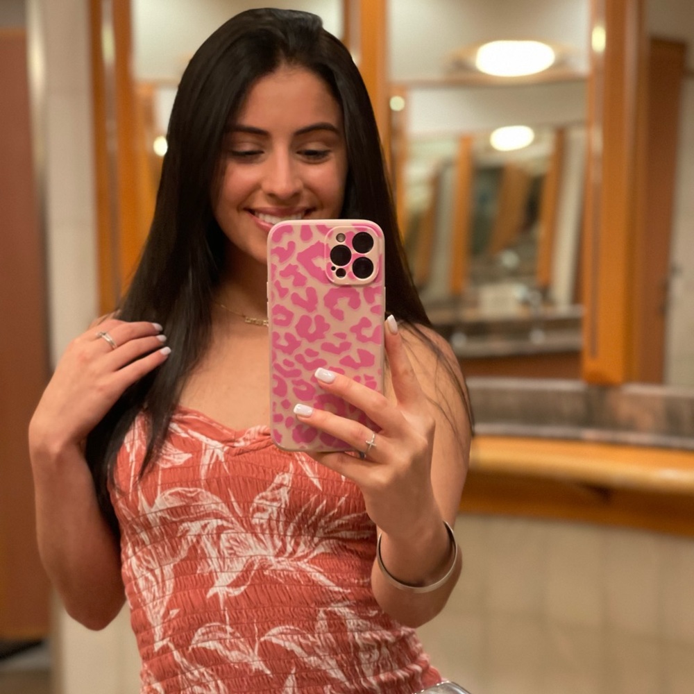 Meet your Posher, Kareena